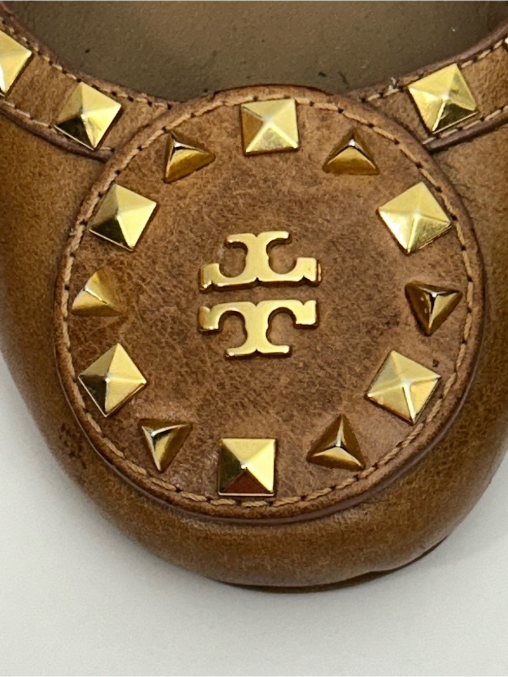 Tory Burch Dale Brown Leather Logo Gold Stud Ballet Flats Slip-on Size 9 - Picture 2 of 13